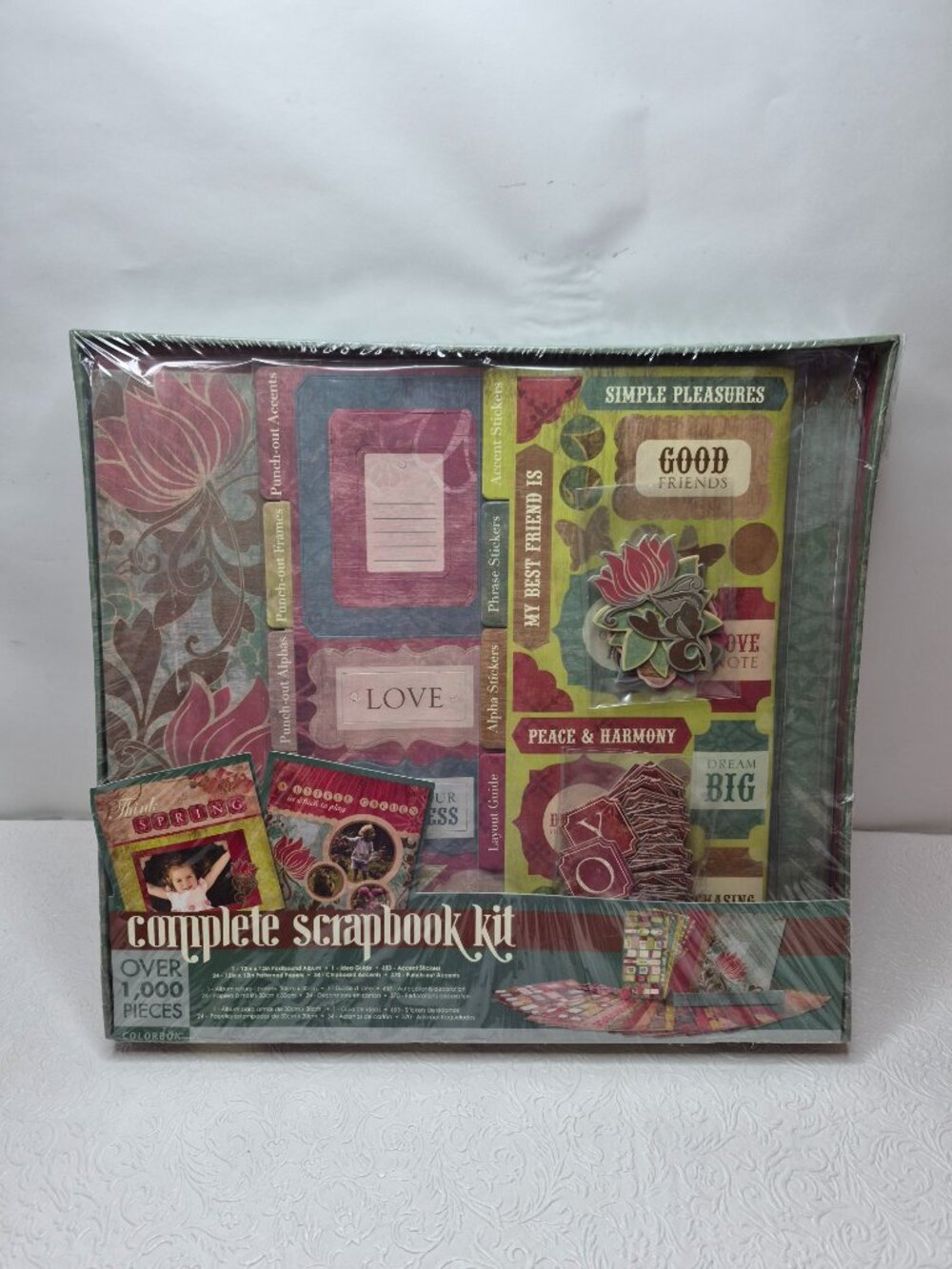 Colorbok Complete Scrapbook Kit 1000+ Piece Floral Stickers Papers Accents 57972